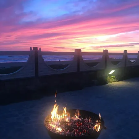 Villa Seafront In , Near Rome *